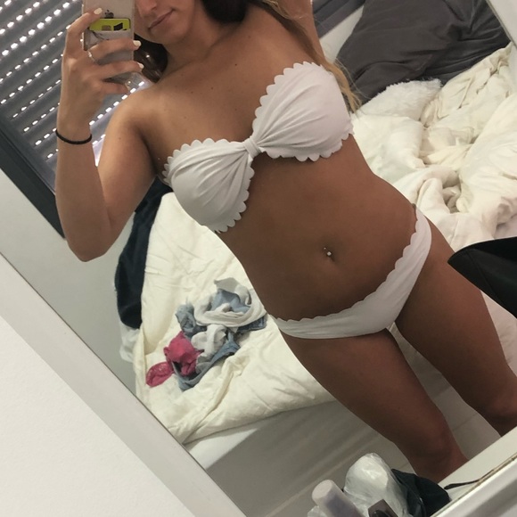 scallop edge bikini - Picture 6 of 8